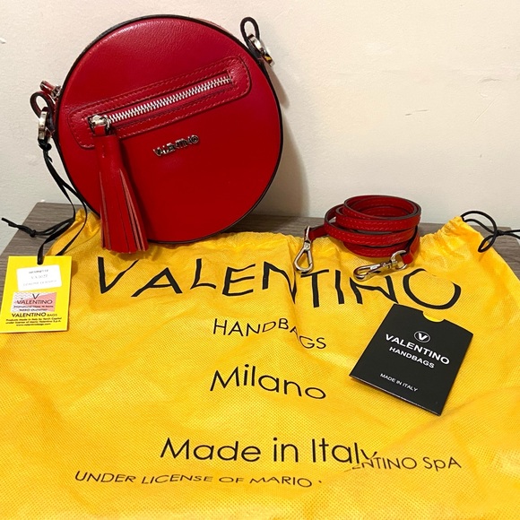 Authentic VALENTINO Henriette Round Red Leather Crossbody Bag Purse Luxury - Picture 3 of 14